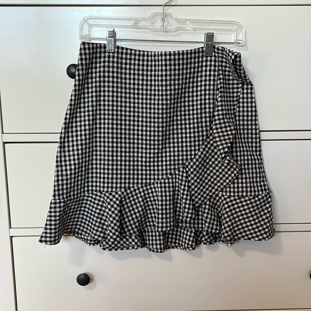 Gingham ruffle skirt